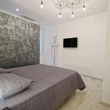 Carlota - Renove Au Coeur De La Vieille - By Tgb Ajaccio (Corsica)