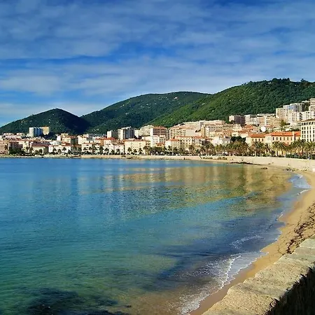 Carlota - Renove Au Coeur De La Vieille - By Tgb Daire